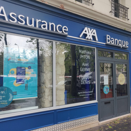 Une agence AXA à Paris