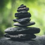 Avantages et inconvénients du crowdfunding : un équilibre à trouver